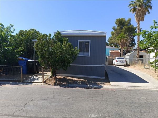 1000 Windy Pass, Unit 24, Barstow, CA 92311