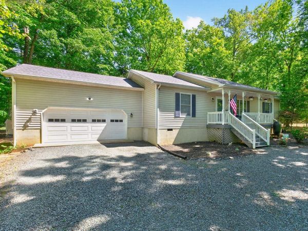 29 BEARWOOD DR N, Palmyra, VA 22963