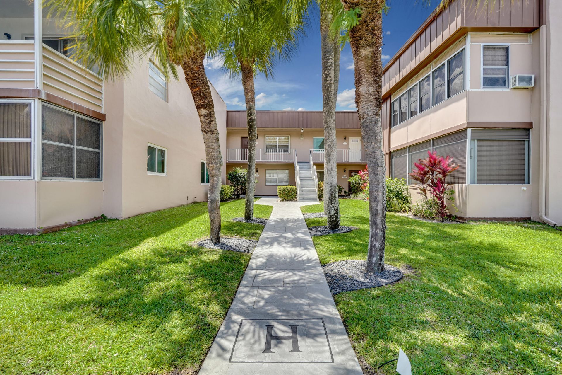 376 Piedmont H, Delray Beach, FL 33484 Photo