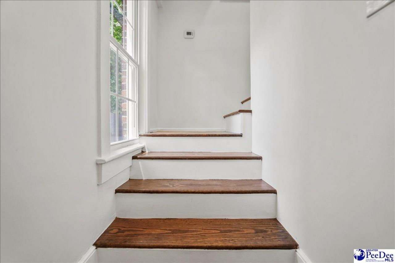 602 Church Street Photo 21