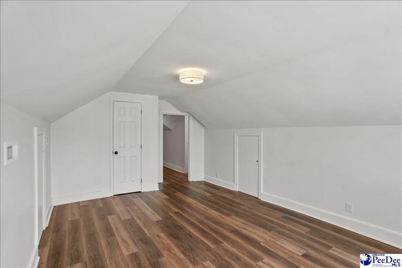 602 Church Street Photo 24