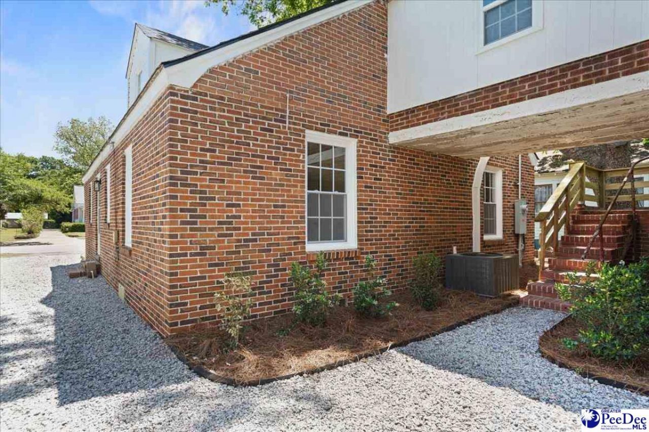 602 Church Street Photo 35