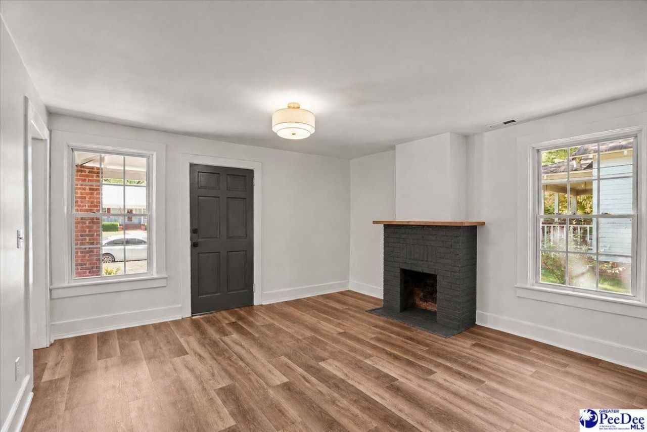 602 Church Street Photo 5