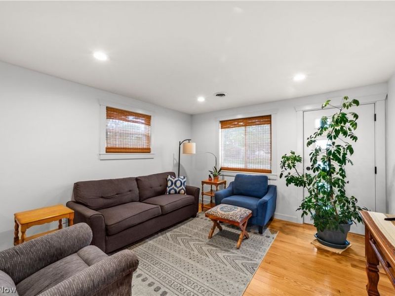 1162 Adams Street , Vermilion, OH 44089 Photo 5
