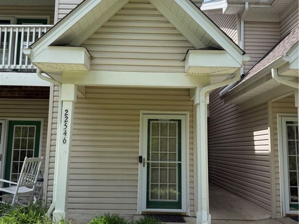 22546 Lenox Drive , Unit 425, Fairview Park, OH 44126