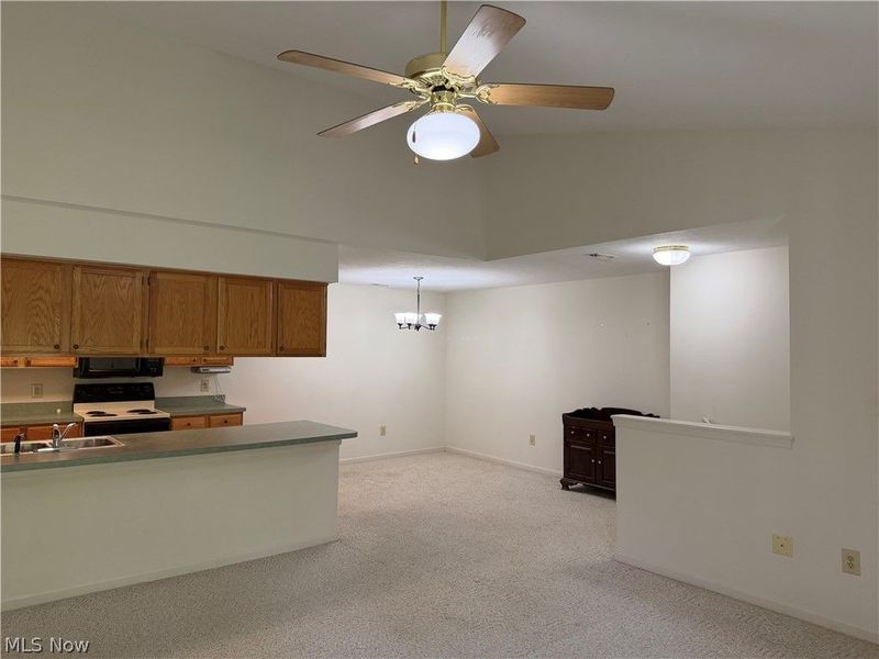 22546 Lenox Drive , Unit 425, Fairview Park, OH 44126 Photo 5