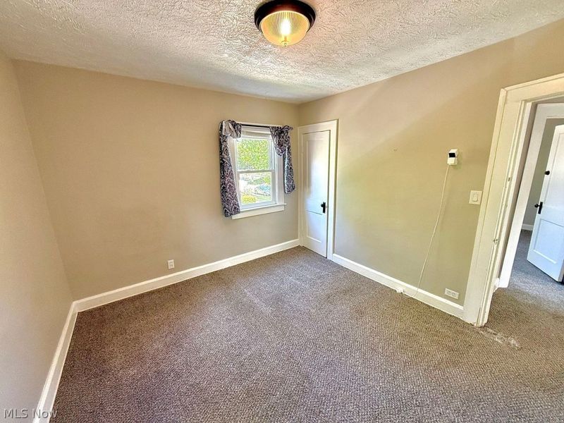 Cleveland, OH 44111 Photo 24