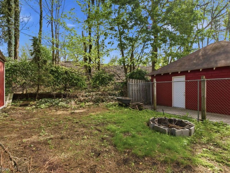 156 Beaver Court, Amherst, OH 44001 Photo 37