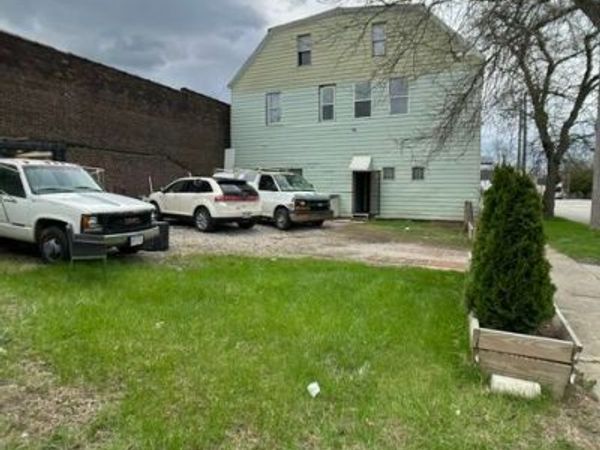 7011 St Clair Avenue , Cleveland, OH 44103
