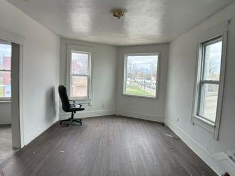 7011 St Clair Avenue, Cleveland, OH 44103 Photo 12