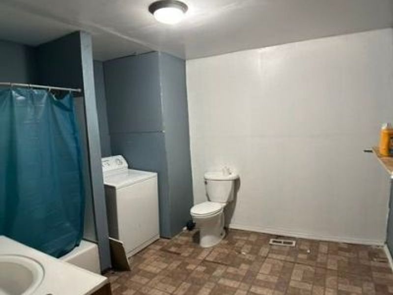 7011 St Clair Avenue, Cleveland, OH 44103 Photo 39