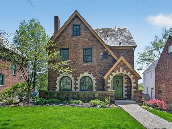 121 VERNON DRIVE, Pittsburgh, PA 15228