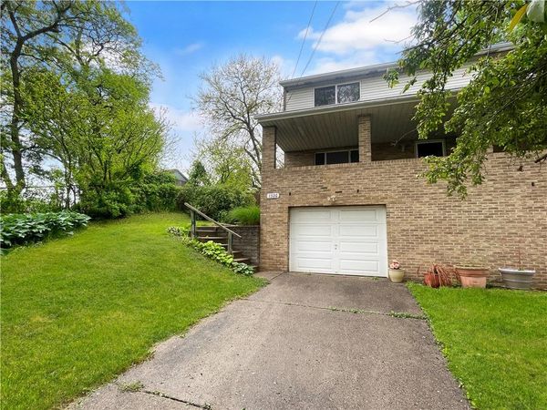 1326 Hassler St, Pittsburgh, PA 15220
