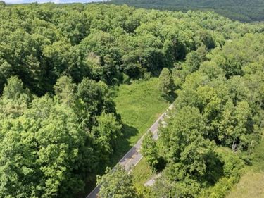 7611 Hwy 1044, Pine Knot, KY 42635