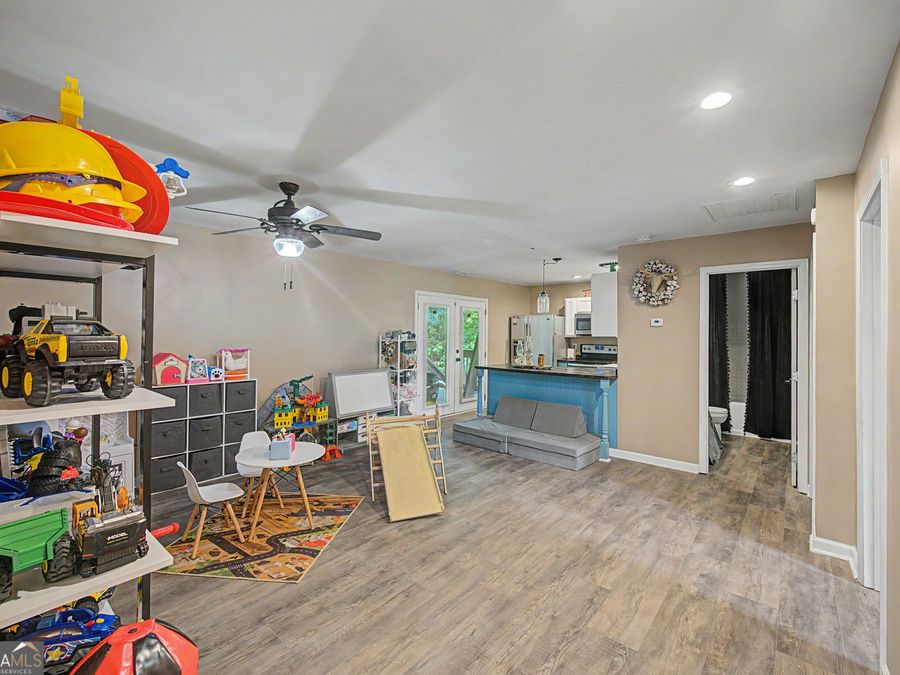Property Image 38
