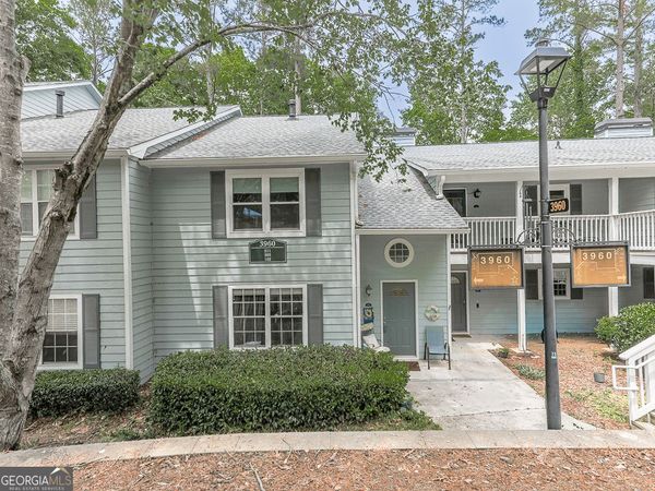 3960 Riverlook Parkway SE, Unit 102, Marietta, GA 30067