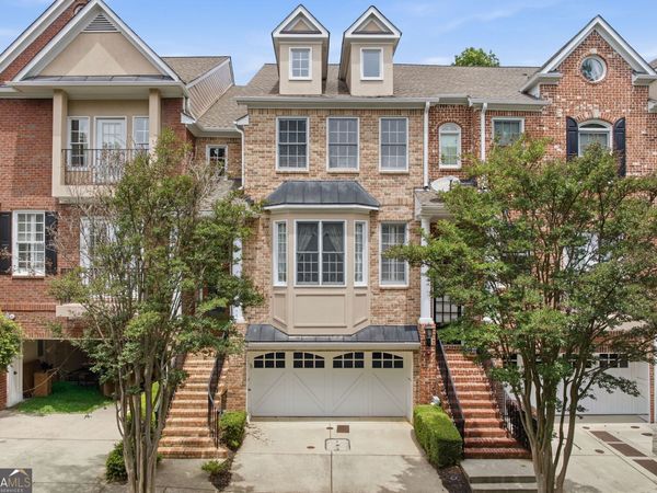 1041 Emory Parc Place, Decatur, GA 30033