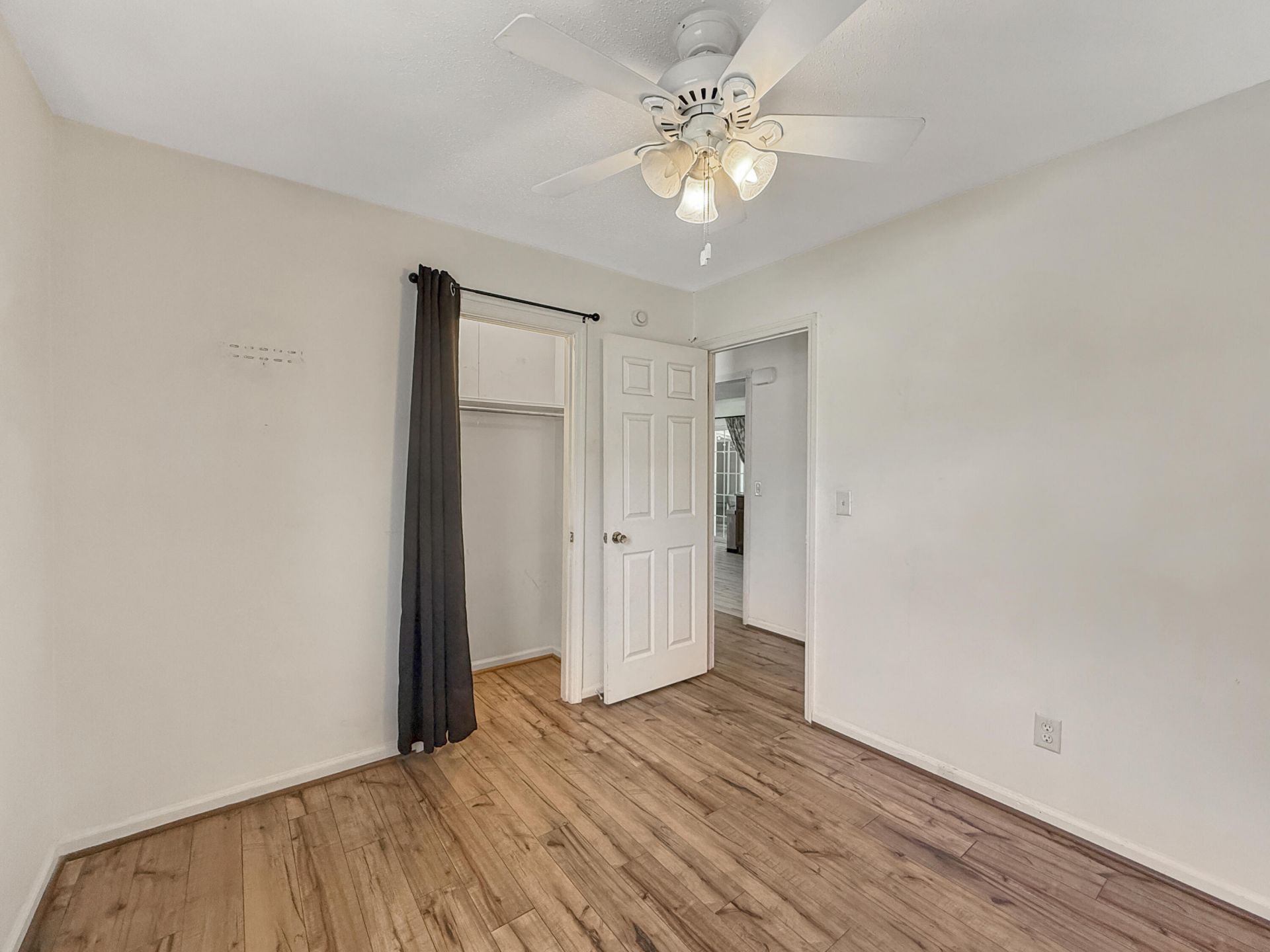 135 Mulberry Drive Photo 16
