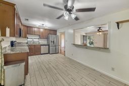 135 Mulberry Drive photo 4