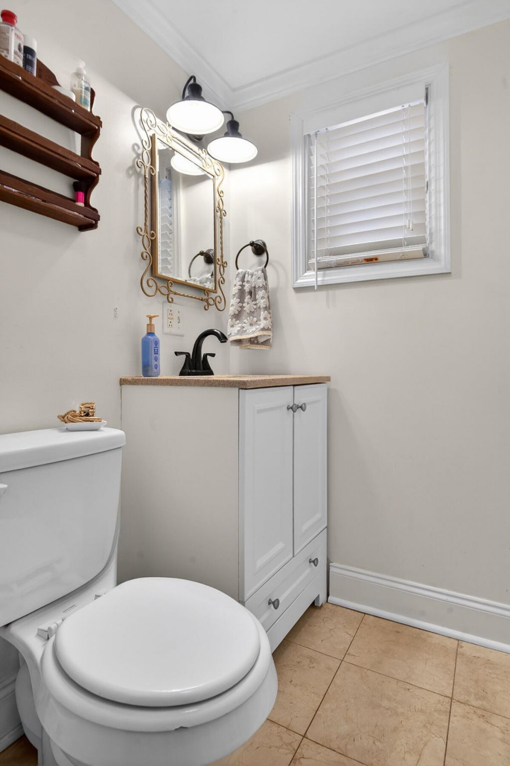 206 N Winter Street Photo 27