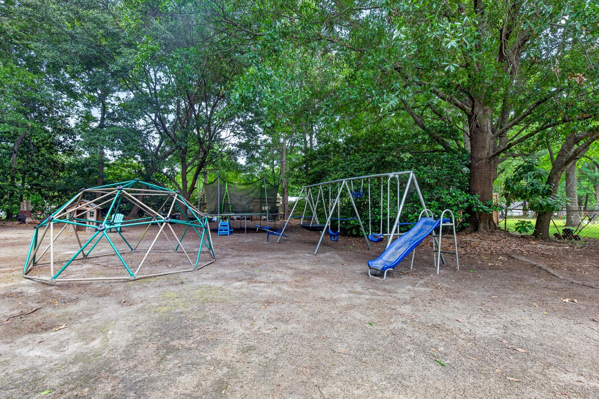 206 N Winter Street Photo 31