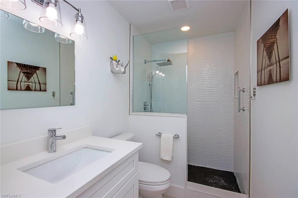 561 Periwinkle Way, Unit F3, Sanibel, FL 33957 Photo