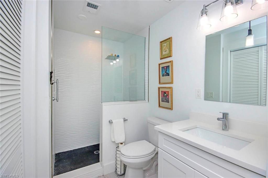 561 Periwinkle Way, Unit F3, Sanibel, FL 33957 Photo