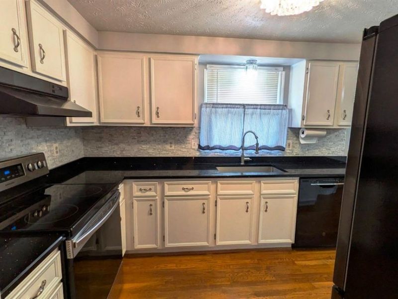 8452 Kilkenny Drive, Anderson Twp, OH 45244 Photo 11