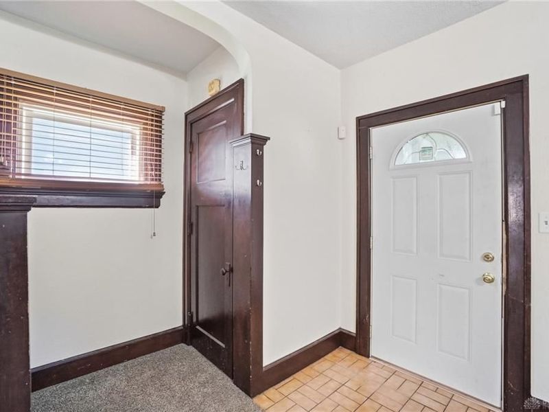 1046 Shakespeare Avenue, Dayton, OH 45402 Photo 3