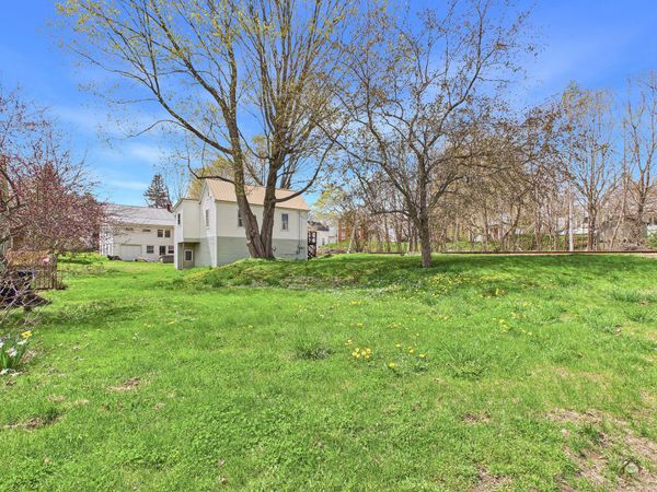 27 Water Street , Orono, ME 04473