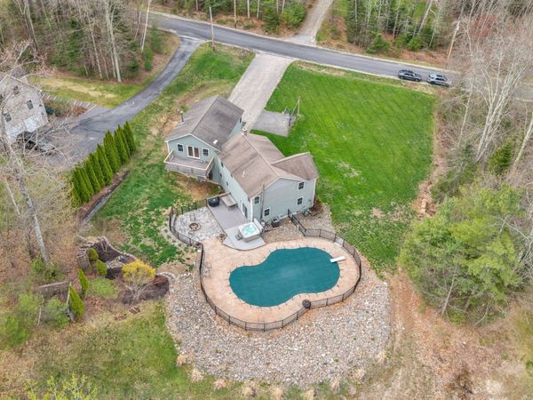 35 Barstow Road, Gorham, ME 04038
