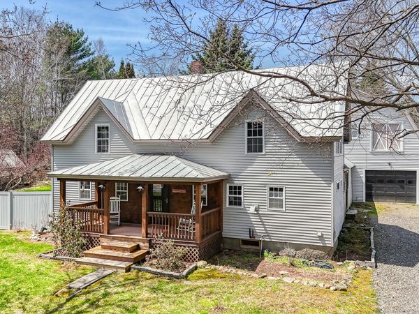 990 Pond Road, Sidney, ME 04330