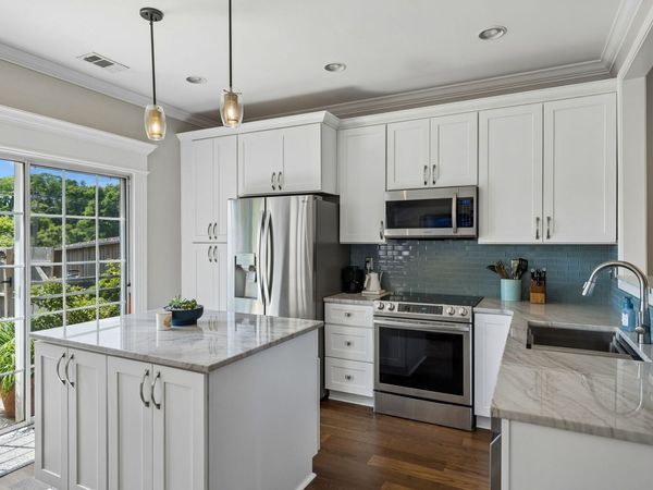521 Old Towne Dr, Brentwood, TN 37027