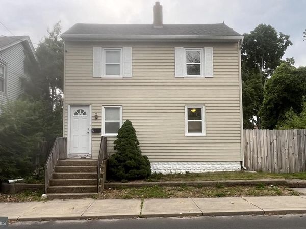 42 W CENTRE STREET, WOODBURY, NJ 08096