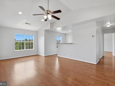 11002 KOMAN CIRCLE, Unit 301, MANASSAS, VA 20109