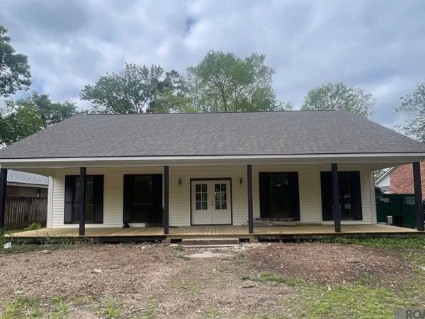 7614 President Dr, Saint George, LA 70817