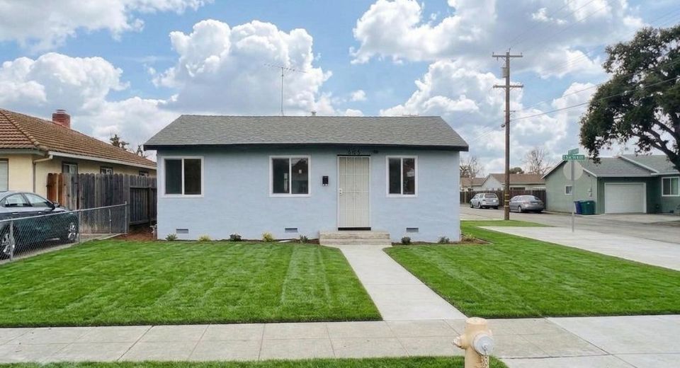 605 S Main St, Manteca, CA 95337 Photo