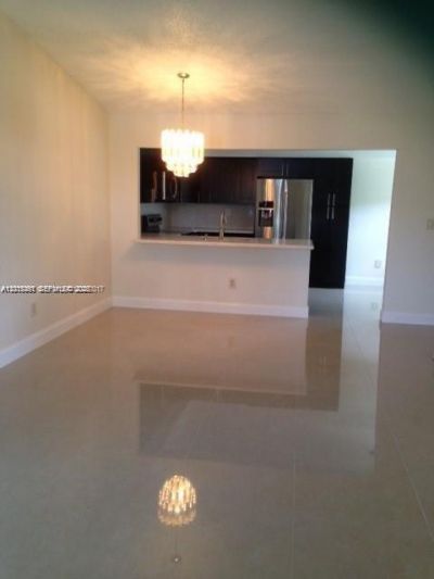 451 NE 210th Cir Ter , Unit 202-19, Miami, FL 33179 Photo