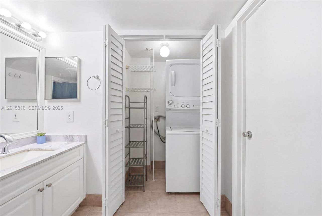 520 SE 5th Ave , Unit 2501, Fort Lauderdale, FL 33301 Photo