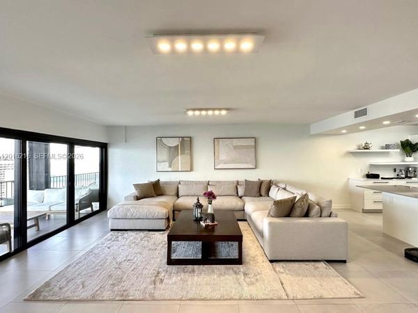 1800 NE 114th St , Unit 2305, Miami, FL 33181