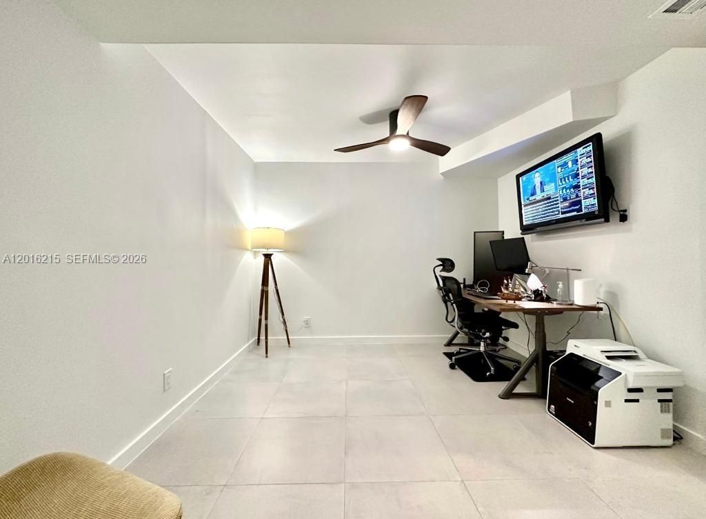 1800 NE 114th St , Unit 2305, Miami, FL 33181 Photo