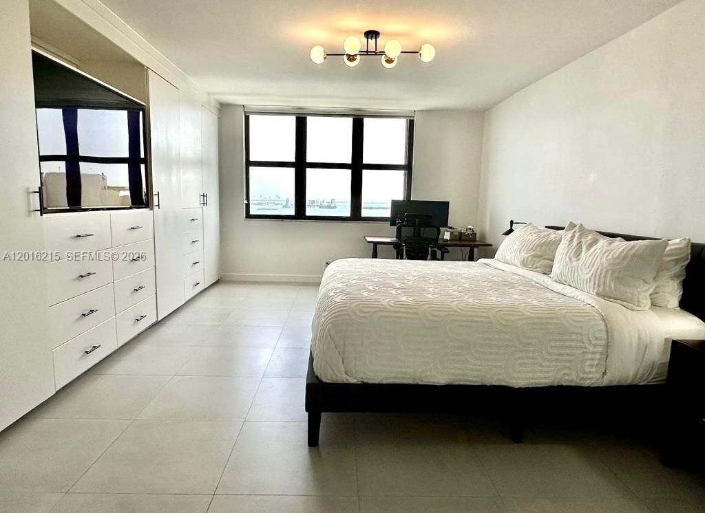 1800 NE 114th St , Unit 2305, Miami, FL 33181 Photo