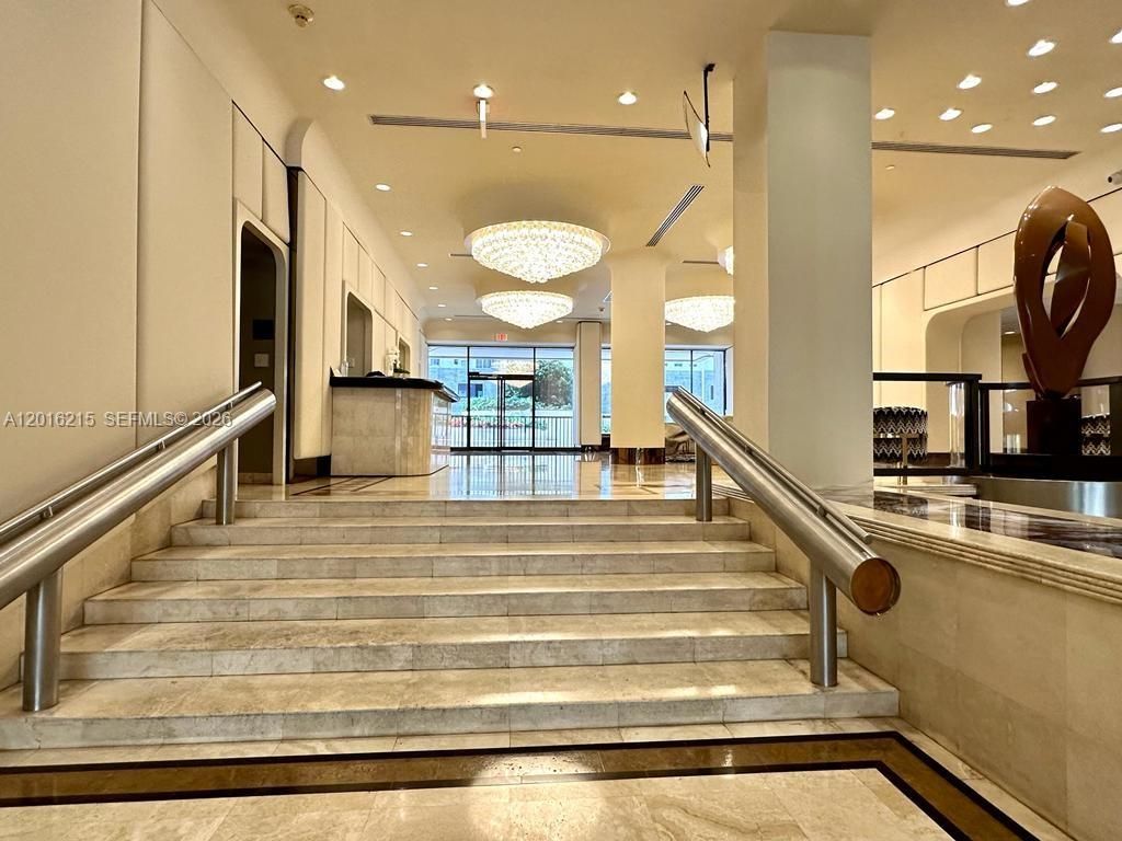 1800 NE 114th St , Unit 2305, Miami, FL 33181 Photo