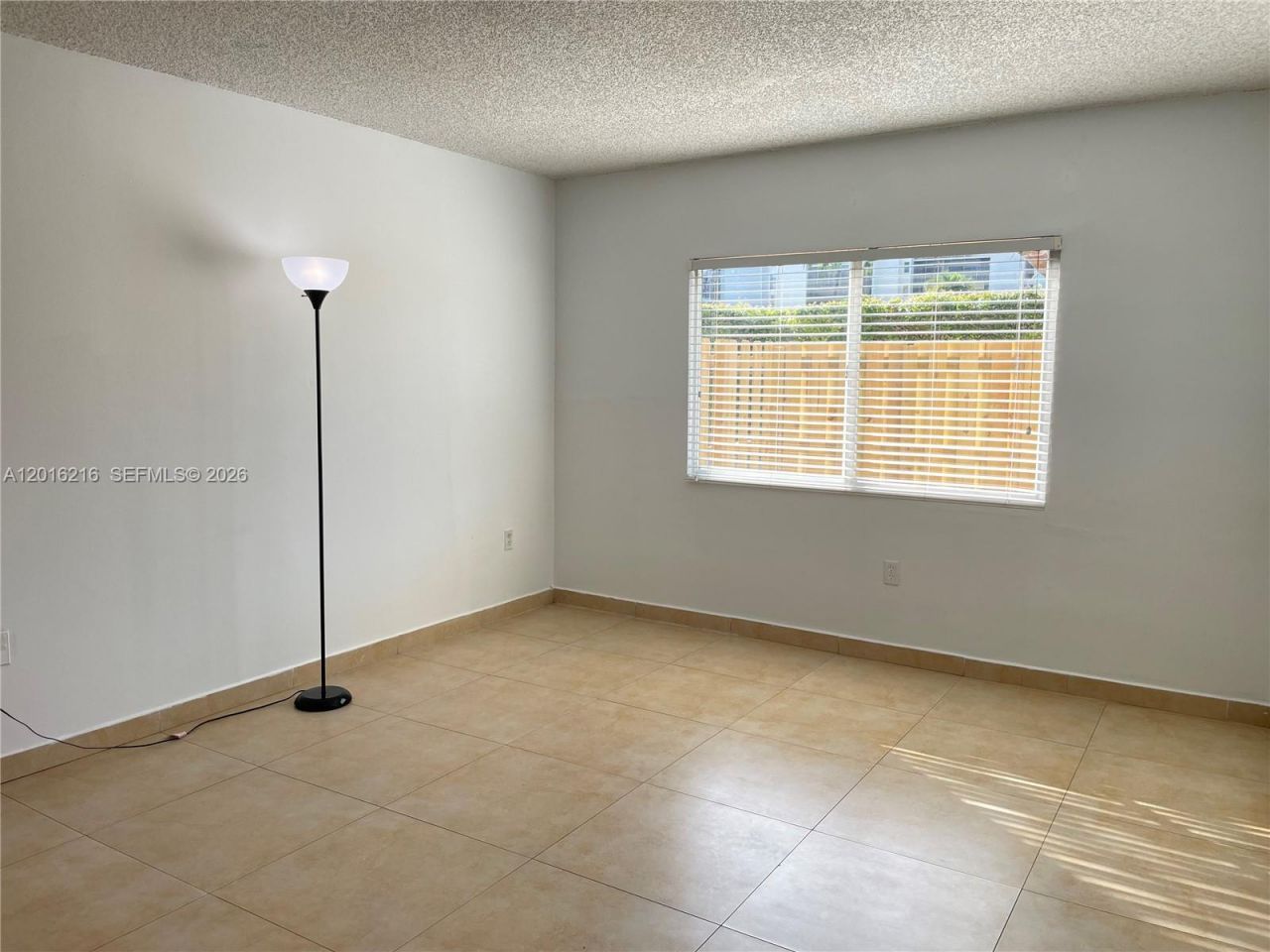 6255 Kendale Lakes Cir , Unit 116, Miami, FL 33183 Photo
