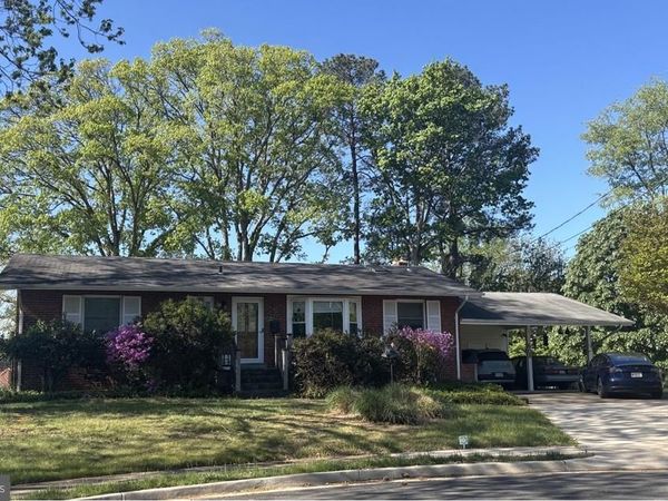 608 ROBERTS DRIVE NW, VIENNA, VA 22180