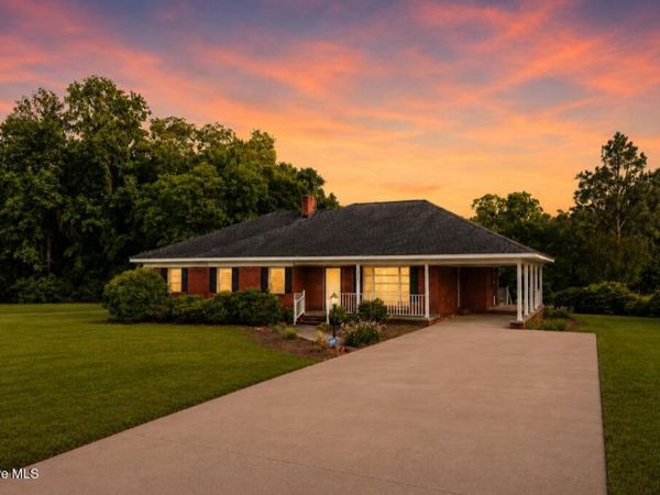 1375 Kenny Jordan Road, Tabor City, NC 28463