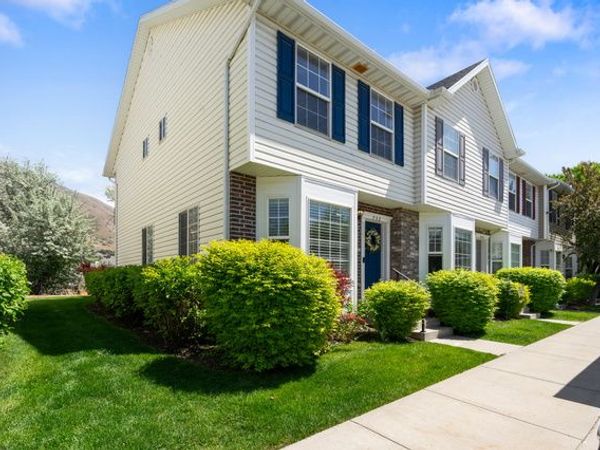 732 N 200 E, Springville, UT 84663