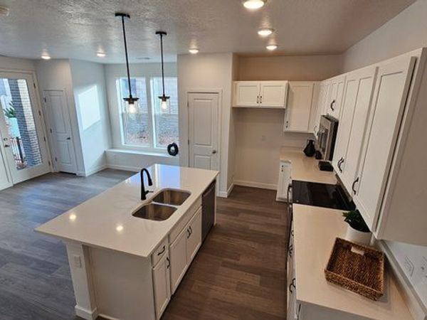 2860 S KINSEY CT W, West Valley City, UT 84128