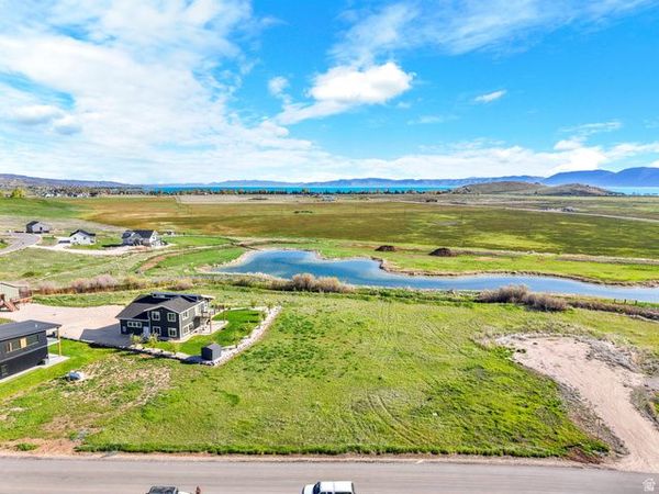 303 E LAKE CIR , Unit 5, Garden City, UT 84028