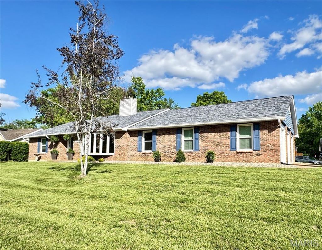 408 Monitor Way , Saint Charles, MO 63303 Main Photo